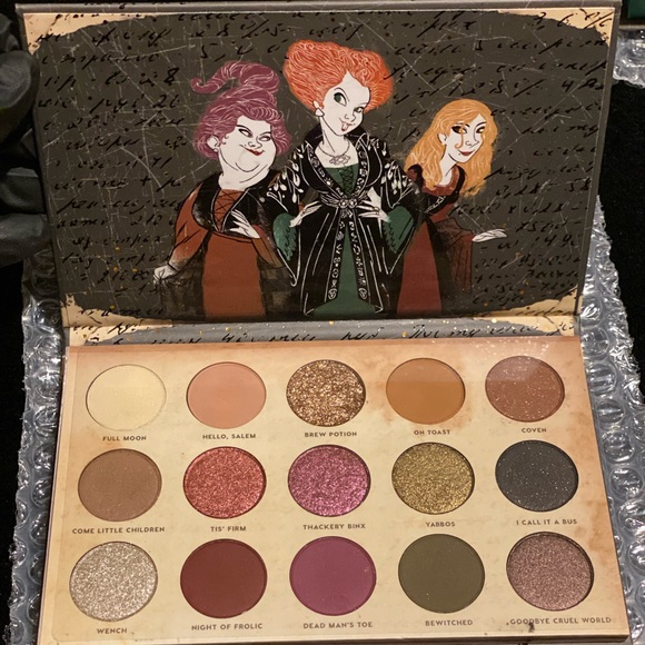 Colourpop Official Hocus Pocus Boss Witch Winnie Collection - Picture 9 of 16